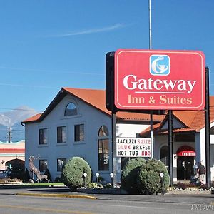 Gateway Inn And Suites